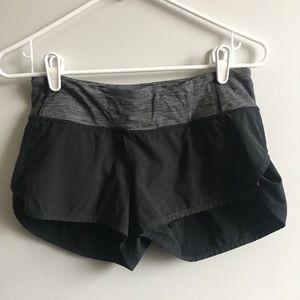 Black lulu lemon size 4 shorts.